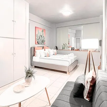 Apartment Grace And Charm: Comfy Studio In Koukaki,